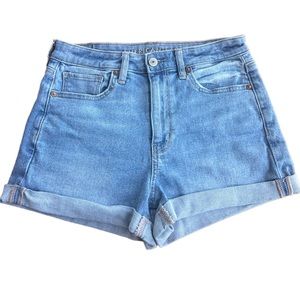 AMERICAN EAGLE OUTFITTERS Stretch Denim Mom Shorts Size 4